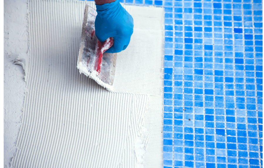 reparación-mosaico-piscina-mediante-buzo-3